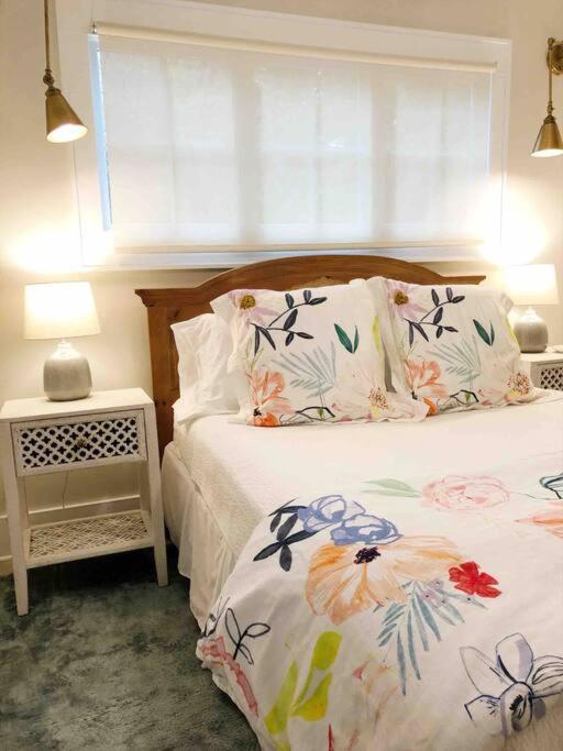 Liz Lane Cottage- Entire Guesthouse Charleston Ngoại thất bức ảnh