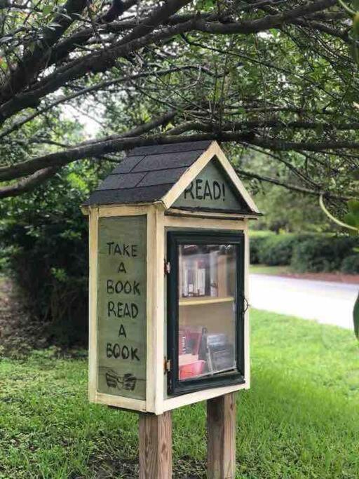 Liz Lane Cottage- Entire Guesthouse Charleston Ngoại thất bức ảnh