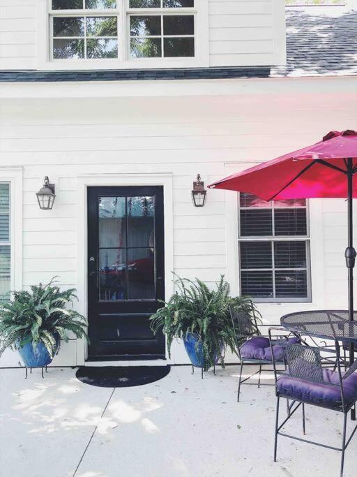 Liz Lane Cottage- Entire Guesthouse Charleston Ngoại thất bức ảnh